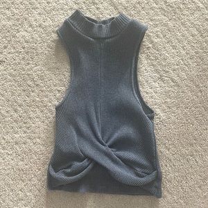 High neck sweater tank
